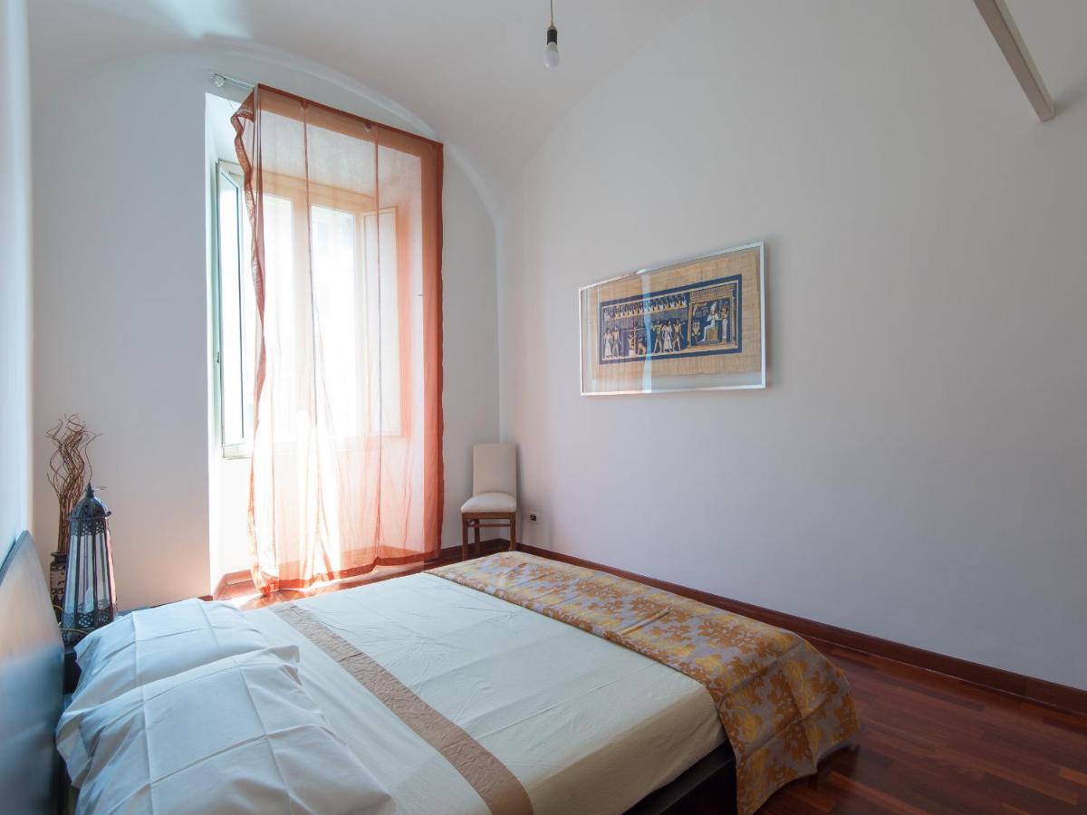 Colosseo Cozy Apartment โรม ภายนอก รูปภาพ